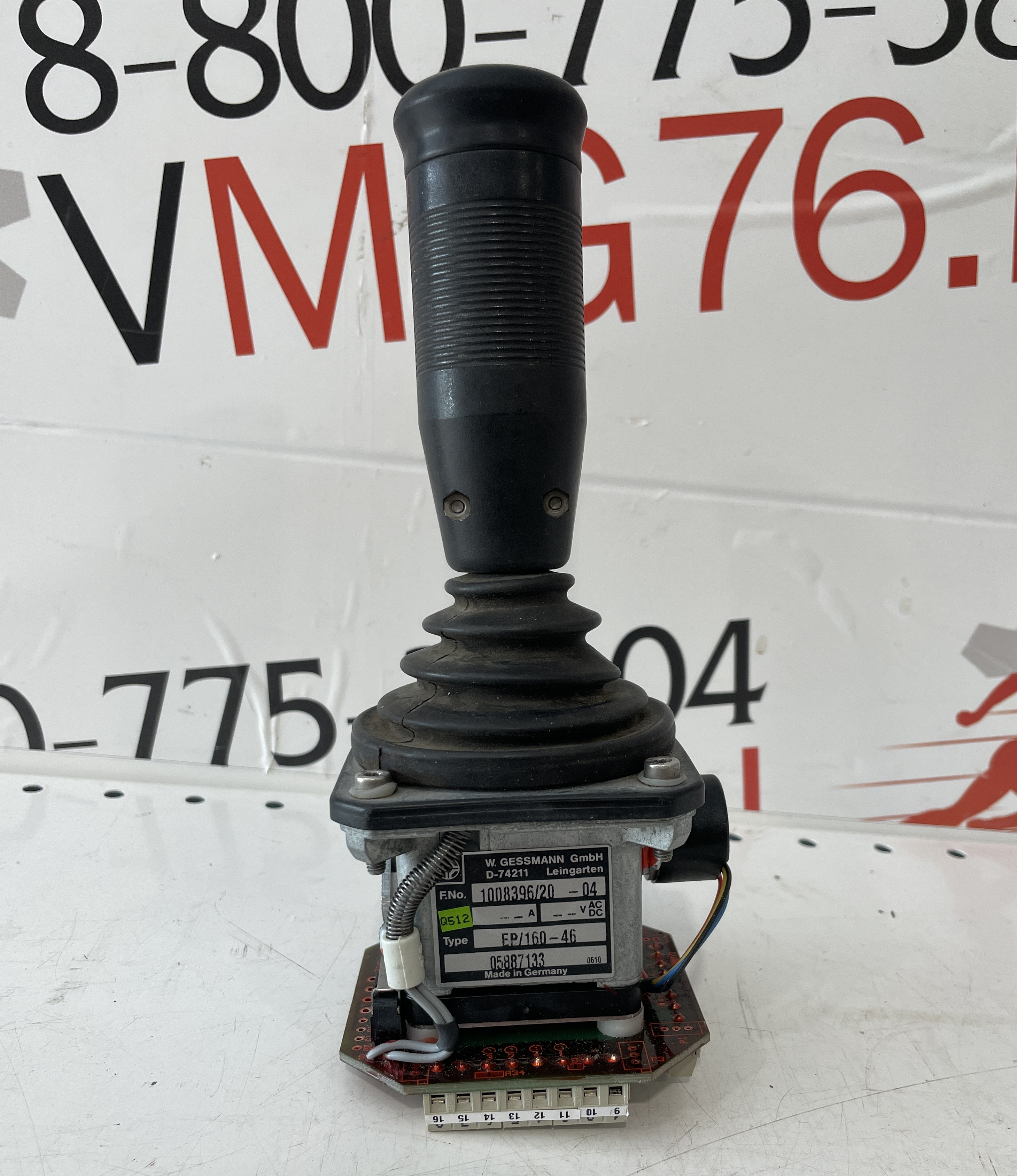 Джойстик хода bomag 05887089